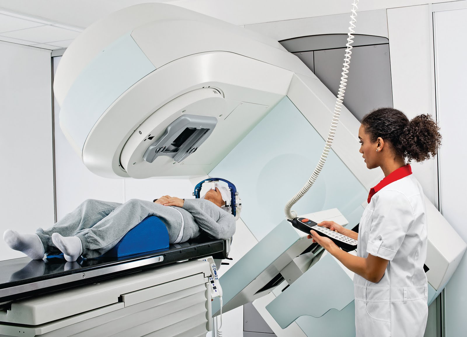 Fundação do Câncer inicia área de Educação com a formação de profissionais  em radioterapia - Fundação do Câncer